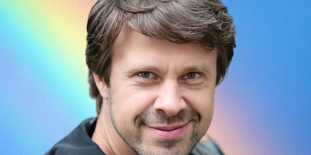 Сергей Перегудов. От сибирской глубинки к звездам театра и кино: как парень без театральных корней стал одним из лучших актеров России