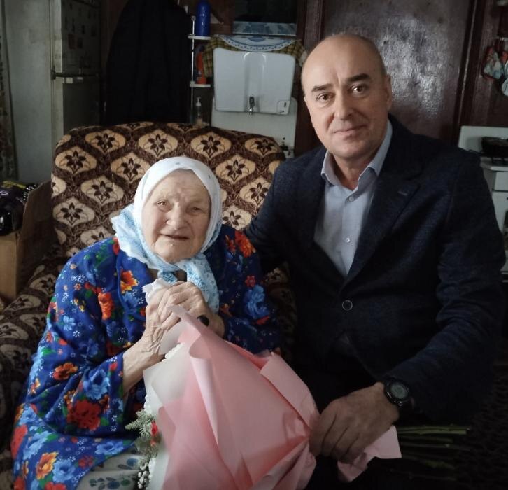 Поздравление Ольги Николаевны Александровой
Фото: газета «Струги»