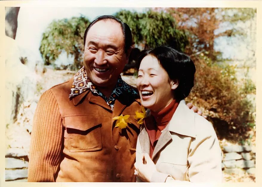 Мун Сон Мён и Хан Хакча (Истинные Родители)