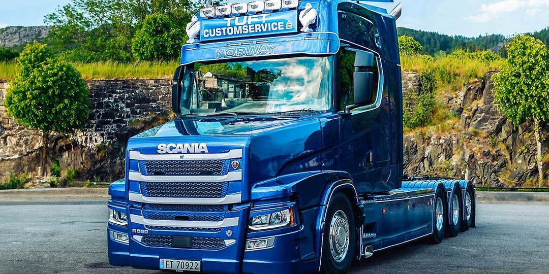 Капотные грузовики на дорогах Европы: обзор мастерских и моделей