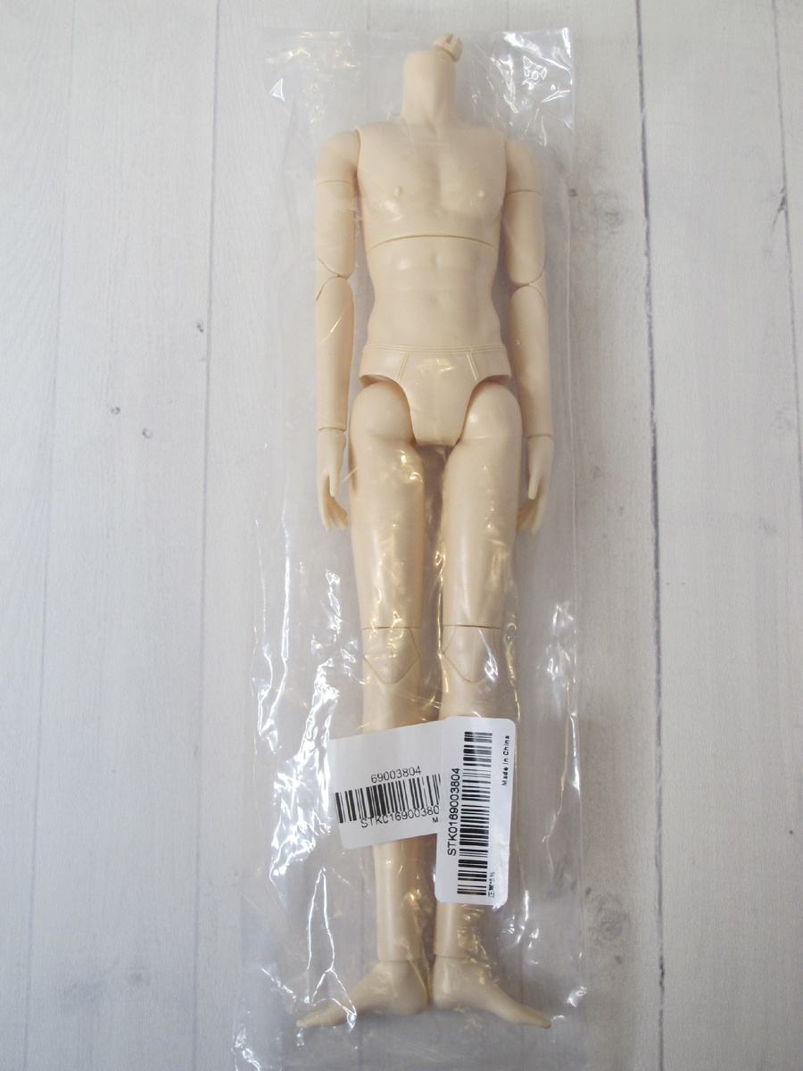 Вид спереди