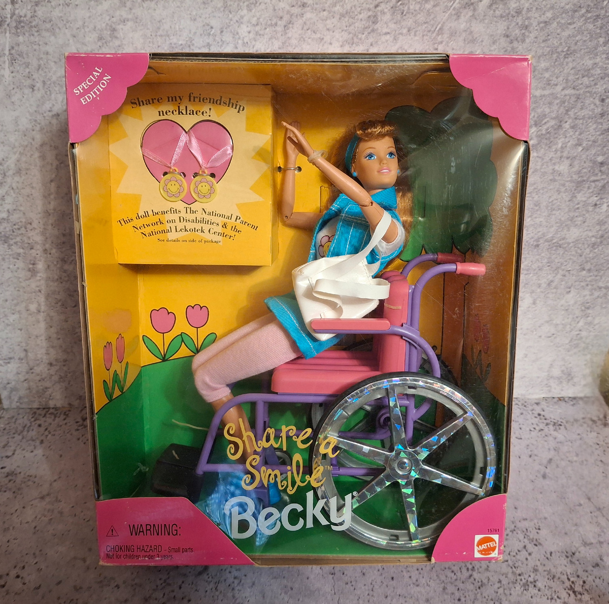 Бэкки "Поделись улыбкой" - Becky Share a smile, обзор куклы Барби 90-х с молдом Тин Скиппер из журнала Играем с Barbie 