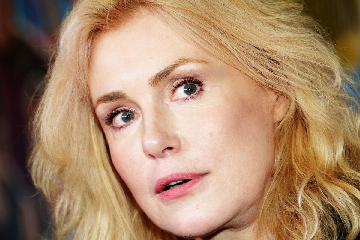    Мария Шукшина LEGION-MEDIA