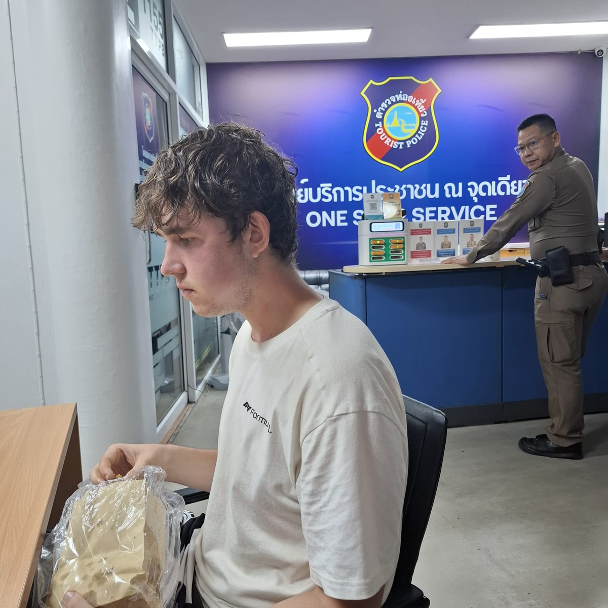 Полиция - как дом родной. 