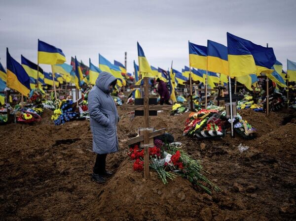    © AP Photo / Evgeniy Maloletka