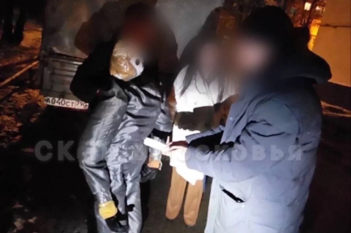    По ходатайству следователя подозреваемого арестовали.