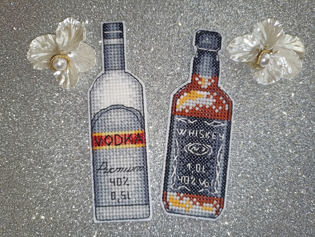 Вышитые бутылочки