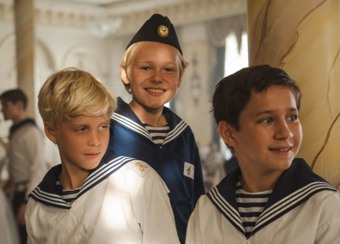 Листайте кадры.