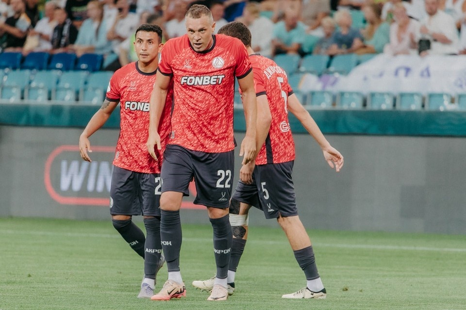    Артем Дзюба побил несколько рекордов Фото: ФК «Акрон» (Тольятти)