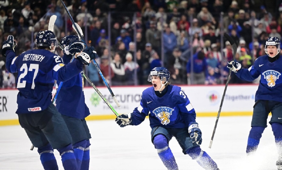    Сборная США проиграла Финляндии и покинула домашний МЧМ по хоккею. Фото: IIHF