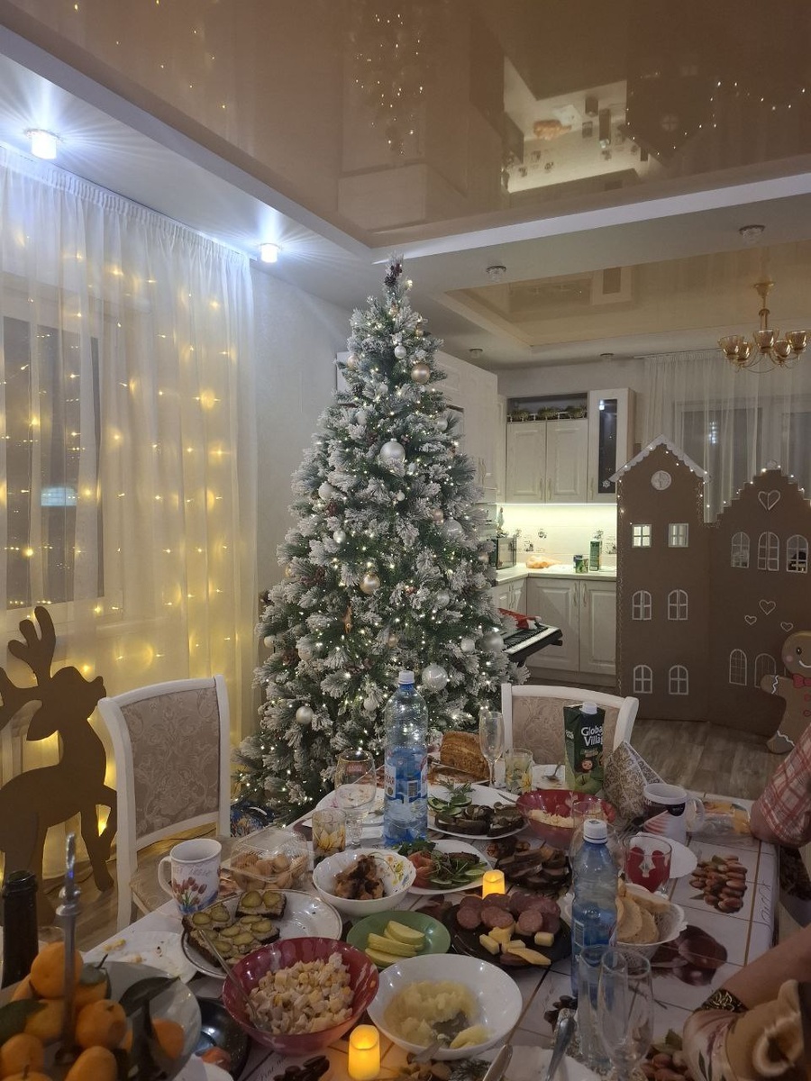 Стол накрыт. Праздник начинается.