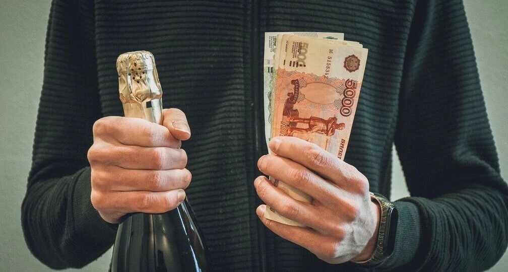 Брали миллионами: самые крупные взятки 2025 года на Ставрополье