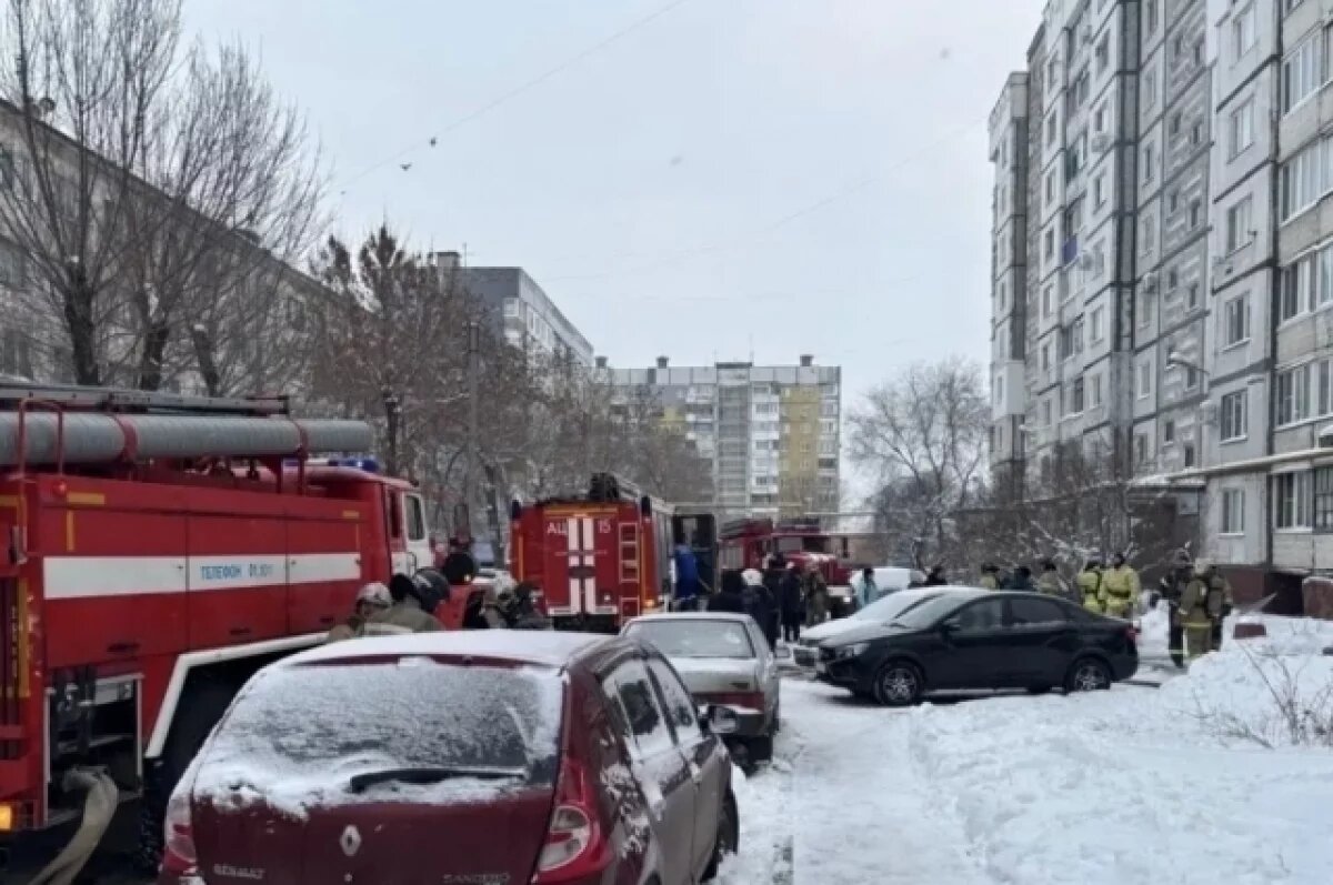    В Новокуйбышевске спасли 18 человек при крупном пожаре в жилом доме