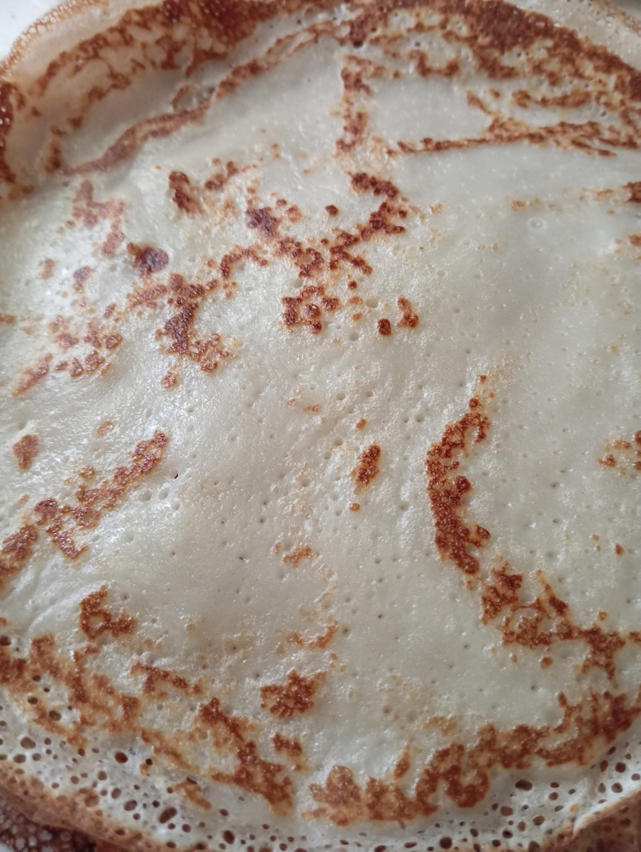 Дети проснулись со словами -" Ура ! Еда человеческая ".