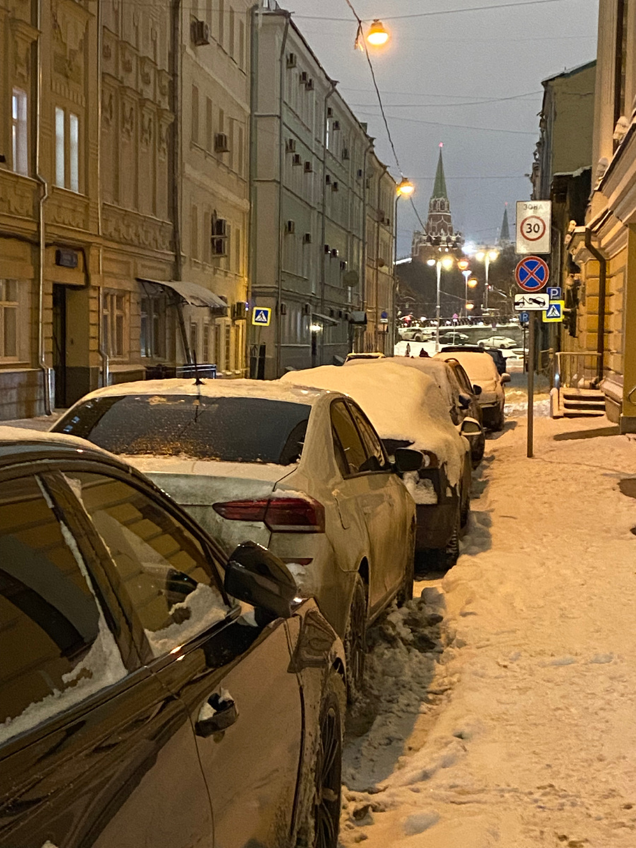 Мороз в Москве: - 16