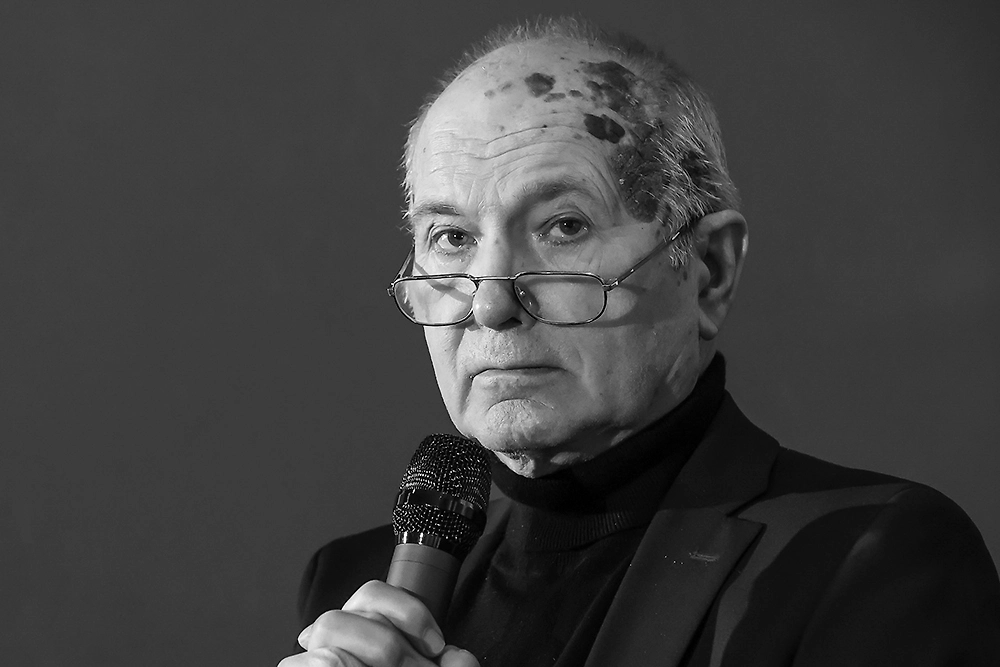 Валерий Плотников