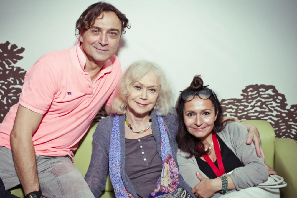 Светлана Немоляева с сыном и невесткой / соцсети