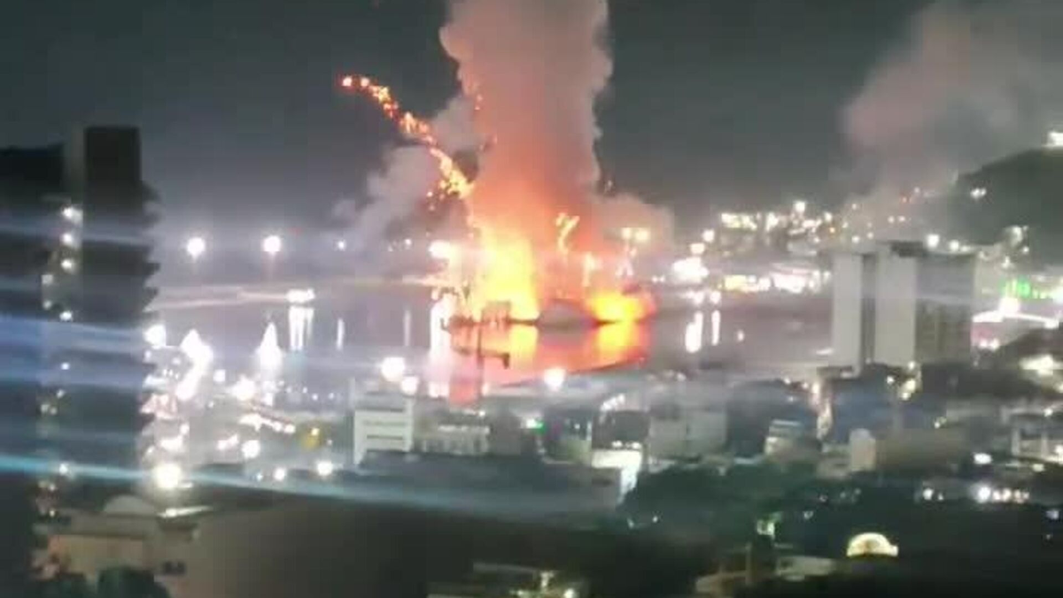 Каракас. Подобных кадров из венесуэльской столицы сейчас в сети очень много.