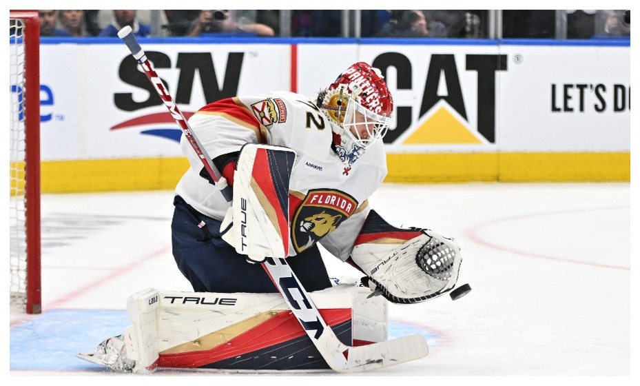    Бобровский дважды сыграл в «Зимней классике» с разницей в 14 лет, это рекорд НХЛ. Фото: Reuters