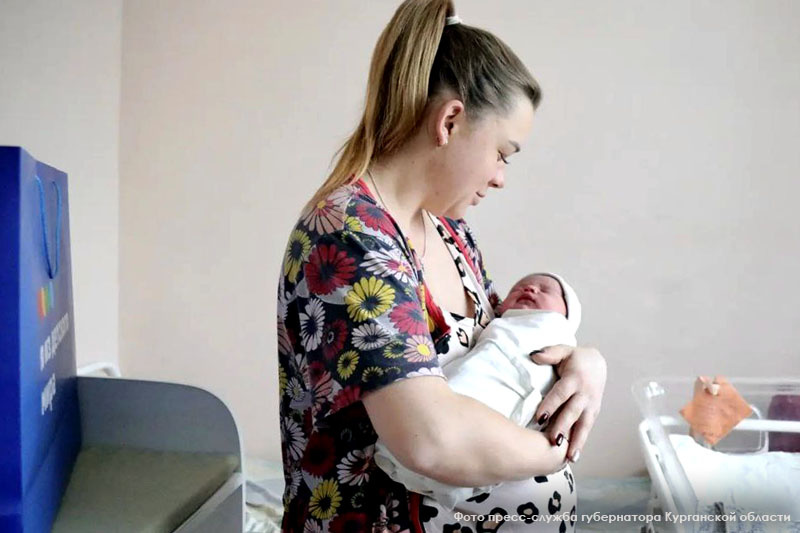В Курганской области первой на свет появилась Василиса Верхотурова