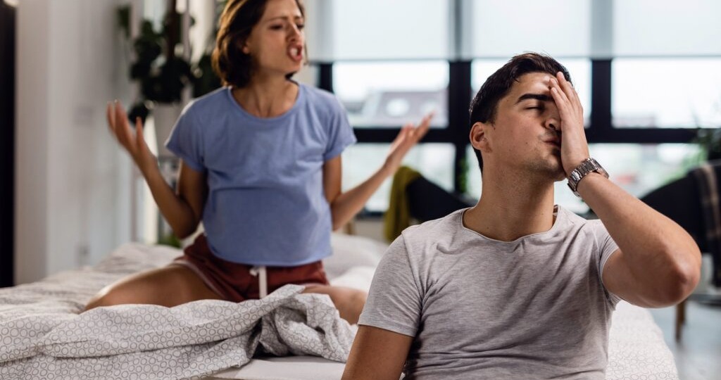 Не пускайте в дом таких людей – даже если это ваши родственники: психологи дали реально работающие советы