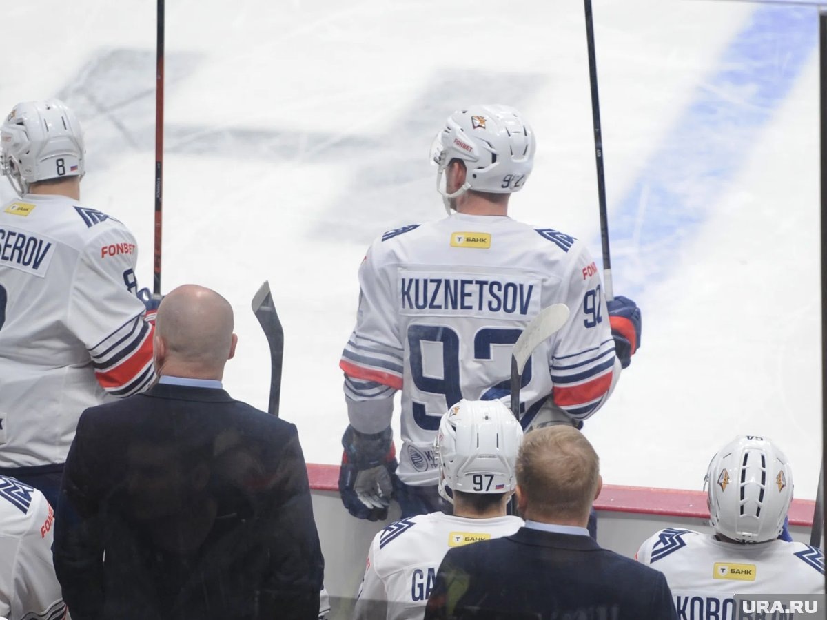     Нападающий «Металлурга» Кузнецов попал в список отказов