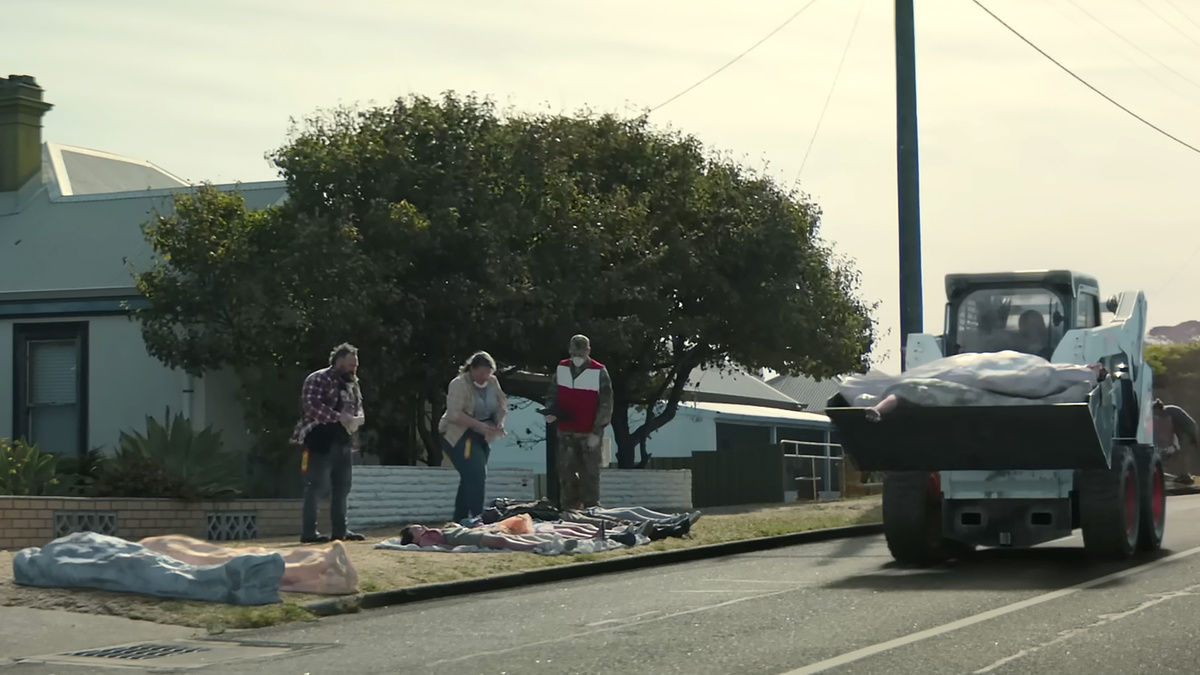 Кадр из фильма "В поисках живых"