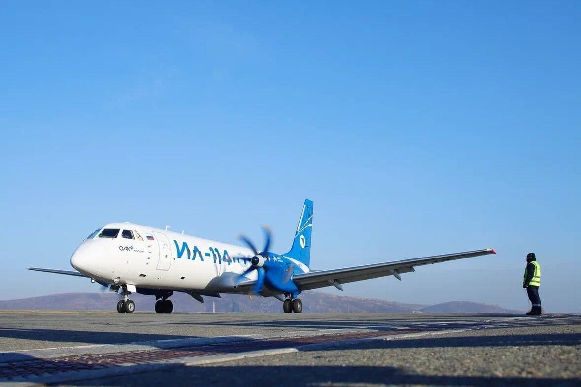   Ил-114-300