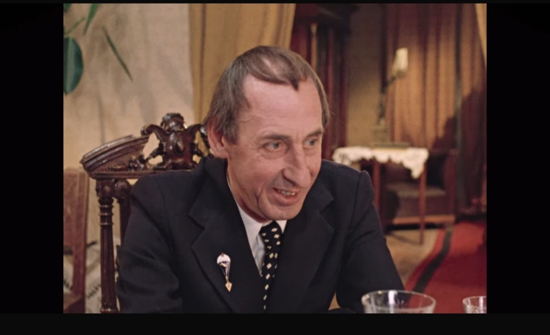 Кадры из фильма " Москва слезам не верит"