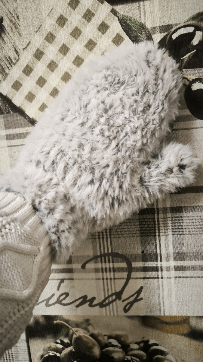 Мои меховые варежки.