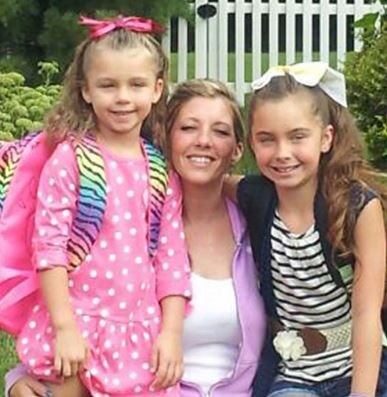 Джуди с дочерьми