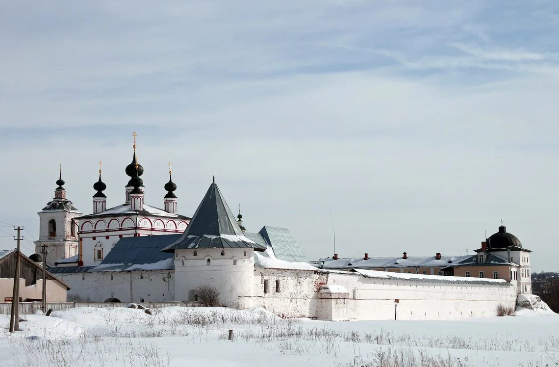 Свято-Троицкий Белопесоцкий монастырь. Фото rasfokus.ru