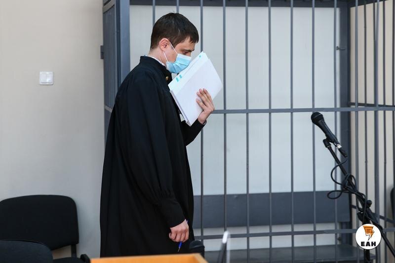 Суд оставил на свободе подростка по делу о гибели детей в пожаре в Свердловской области