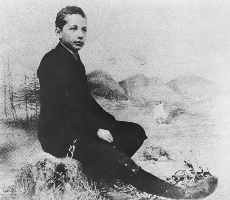 Альберт Эйнштейн в возрасте 14 лет, 1893 год. Сколько 14-летних подростков, способных мыслить как Эйнштейн, было в истории? (Фото: Википедия)