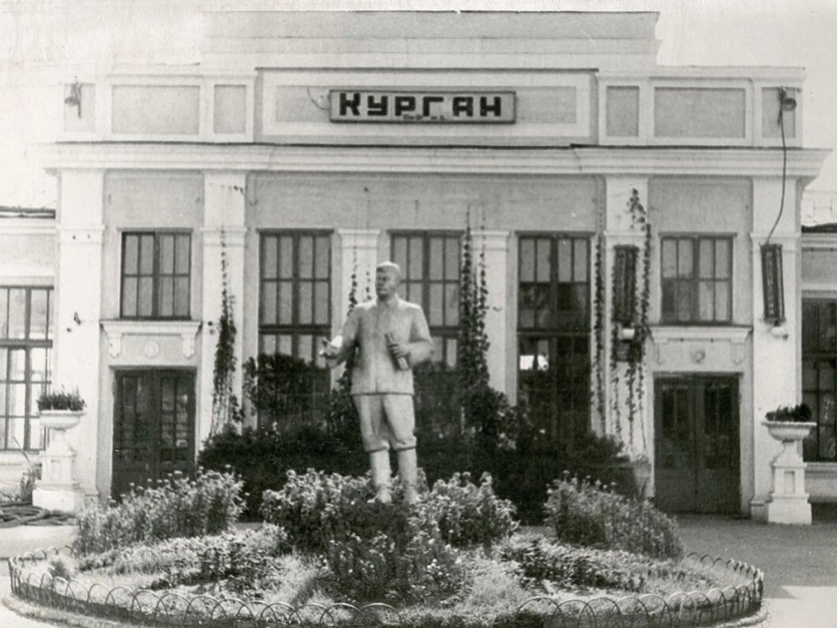    Памятник Сталину в Кургане