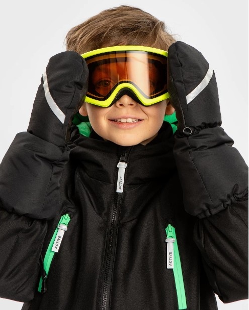 Это мы просто собирали коллекцию референсов для ТЗ дизайнерам.