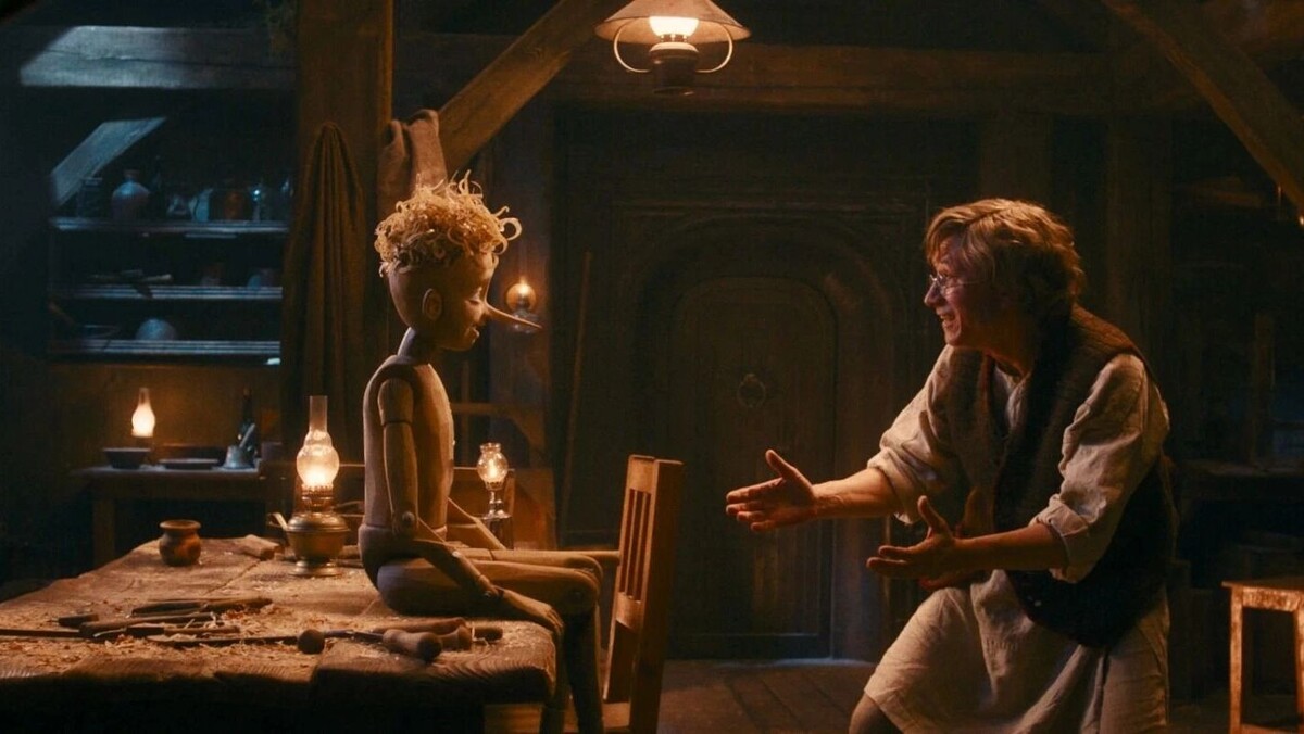    Рецензия на «Буратино»: что не так с переосмыслением советской классики   Фото: Кадр из фильма «Буратино». Режиссер: Игорь Волошин. Режиссер-постановщик: Игорь Волошин. Сценарий: Андрей Золотарев, Аксинья Борисова, Алина Тяжлова. Композиторы: Алексей Рыбников, Дмитрий Рыбников