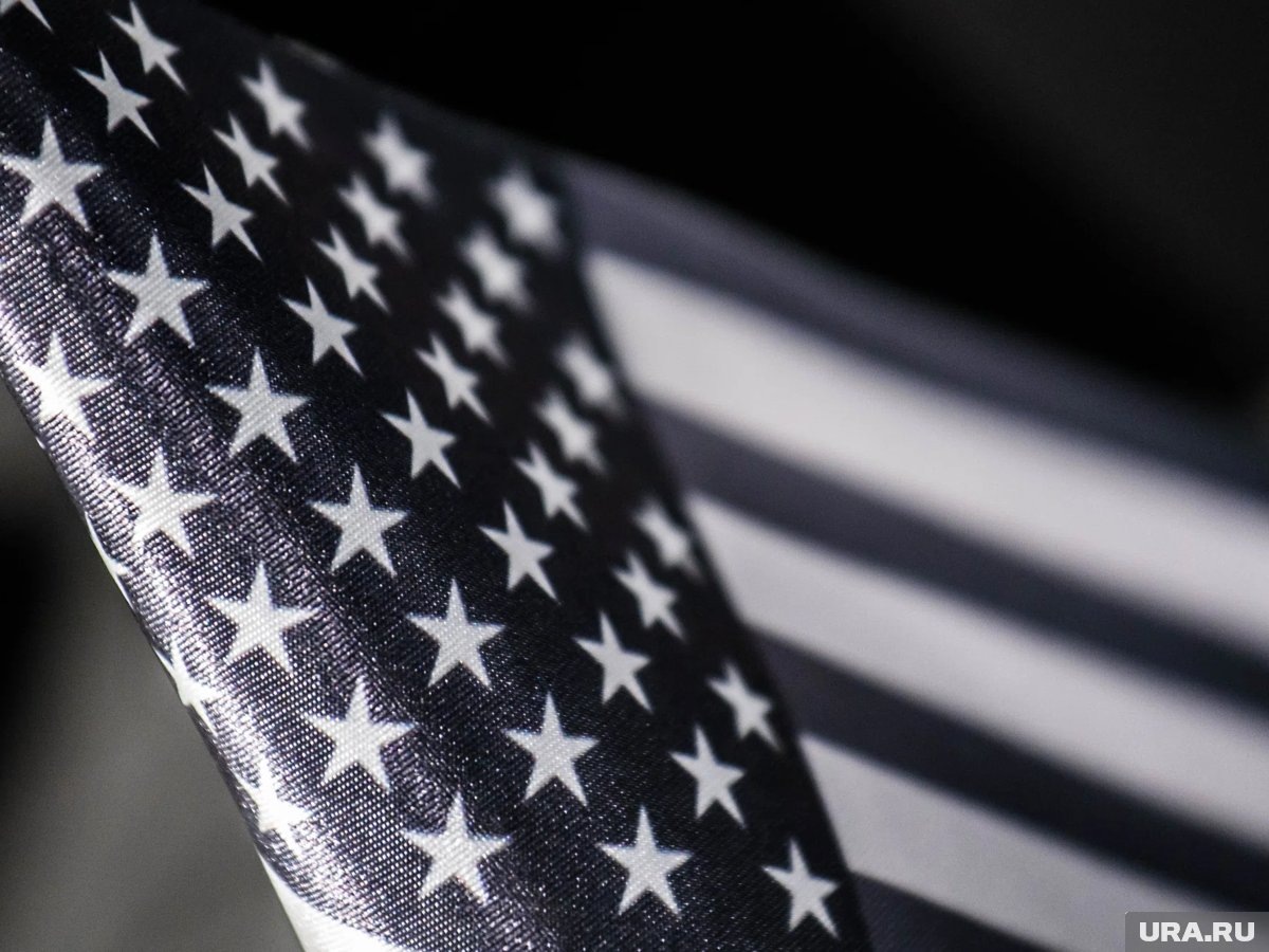     США совершили ошибку, атаковав Венесуэлу, сообщил экс-посол Штатов в РФ