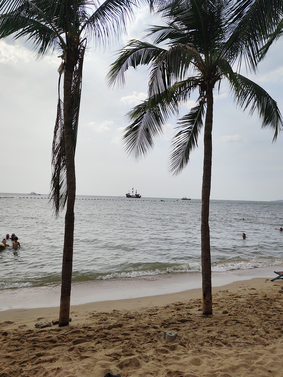 Пляж Джомтьен в Паттайе