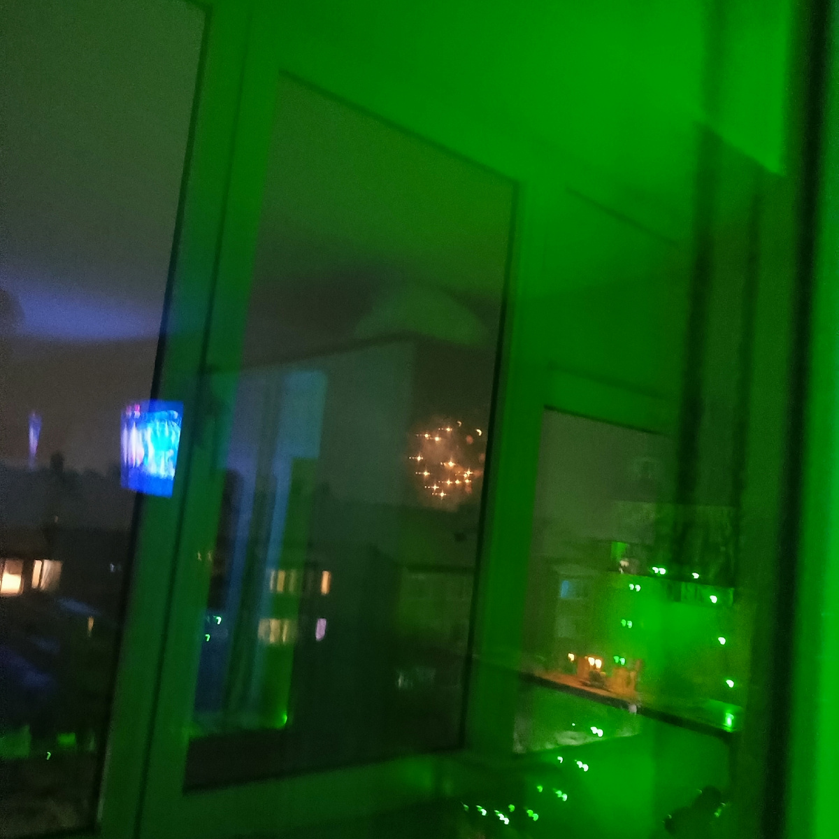 Смотрели с Германом салюты в Новый год