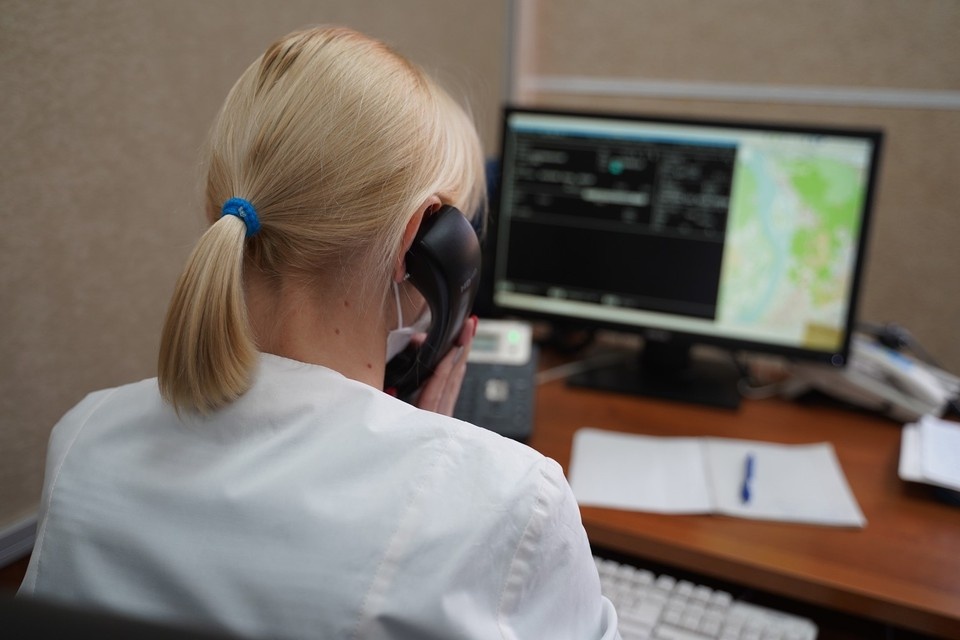    Зубы чаще всего теряют при падениях на ледяных горках или катках Светлана МАКОВЕЕВА