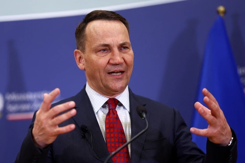    Сикорский о захвате Мадуро: С хорошим парнем такого бы не случилось REUTERS