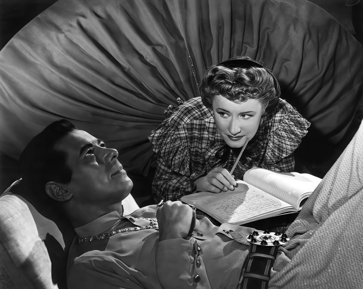 Кадр из фильма "Анна и король Сиама" 1946г. Здесь мы видим ее такой, какой она сама скорее всего и хотела бы быть :) 