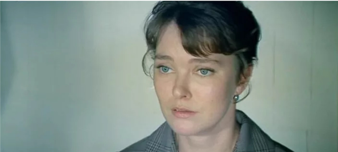 «В 15 лет познакомилась с мужем, который давал ей роли в каждом своем фильме»: Людмила Гладунко