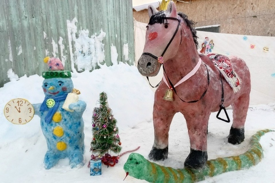    Снежные скульптуры. Фото: МДПС Ижевск