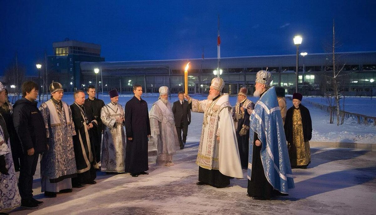 Вифлеемский огонь мира прибывает в Хабаровск