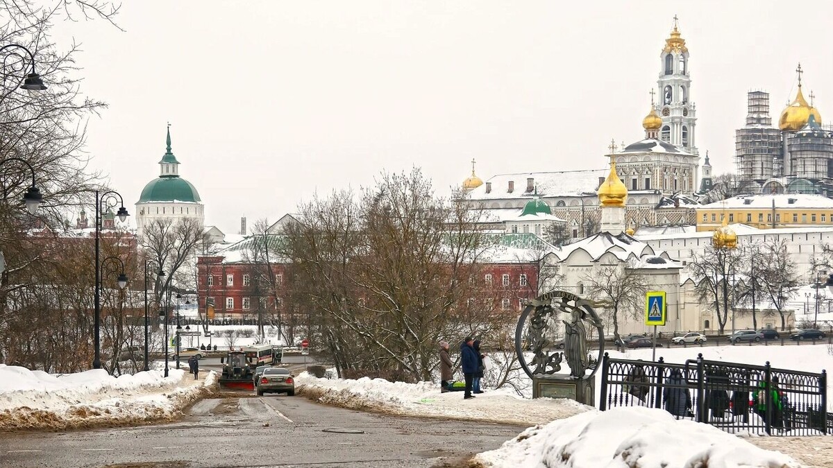 Ориентир – скульптура «Чудо о птицах». Фото: Наталия Казакова / newizv.ru