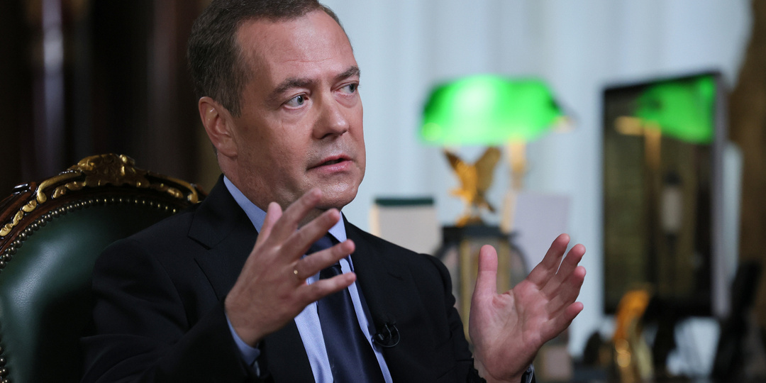Медведев прокомментировал атаку США на Венесуэлу
