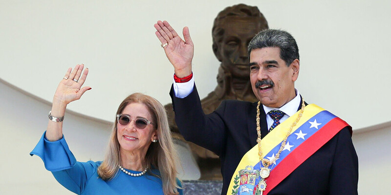 Николас Мадуро со своей женой.