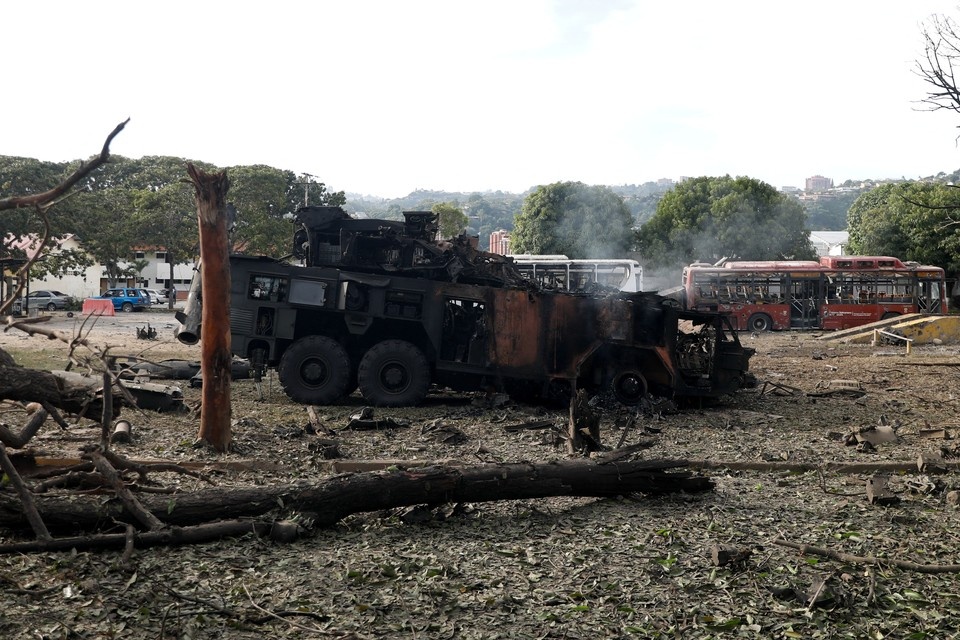    Степанов допускает: мощь американских ударов действительно парализовала ПВО страны REUTERS